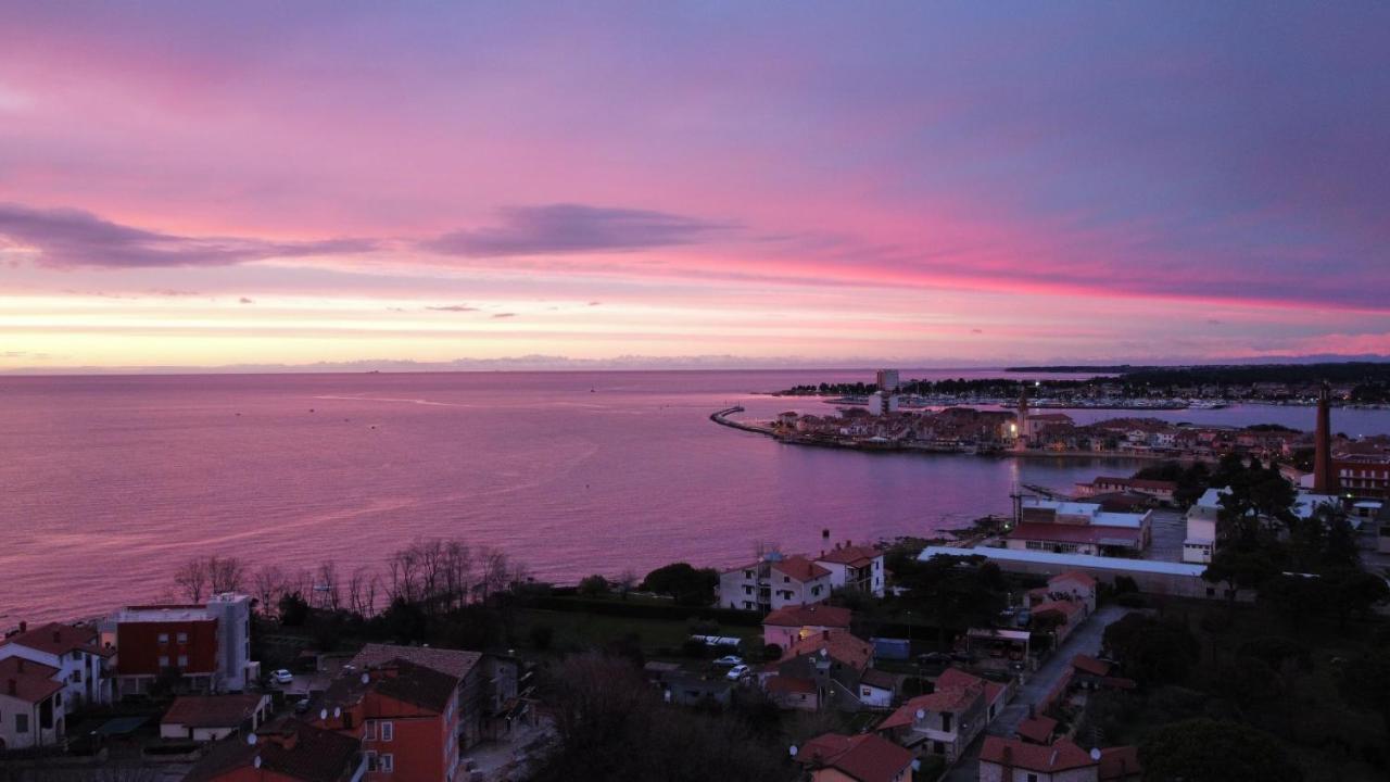 Lina Apartments Umag Bagian luar foto